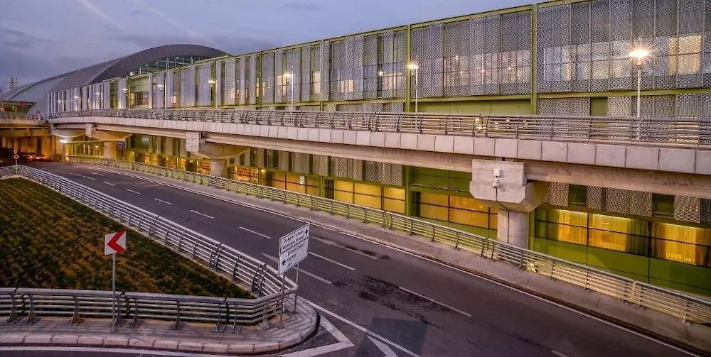 Tav Airport Hotel İzmir Turquie